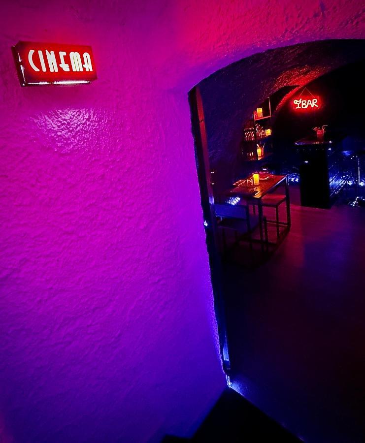 Love Room Suite Dirty Diana Aubagne Bagian luar foto