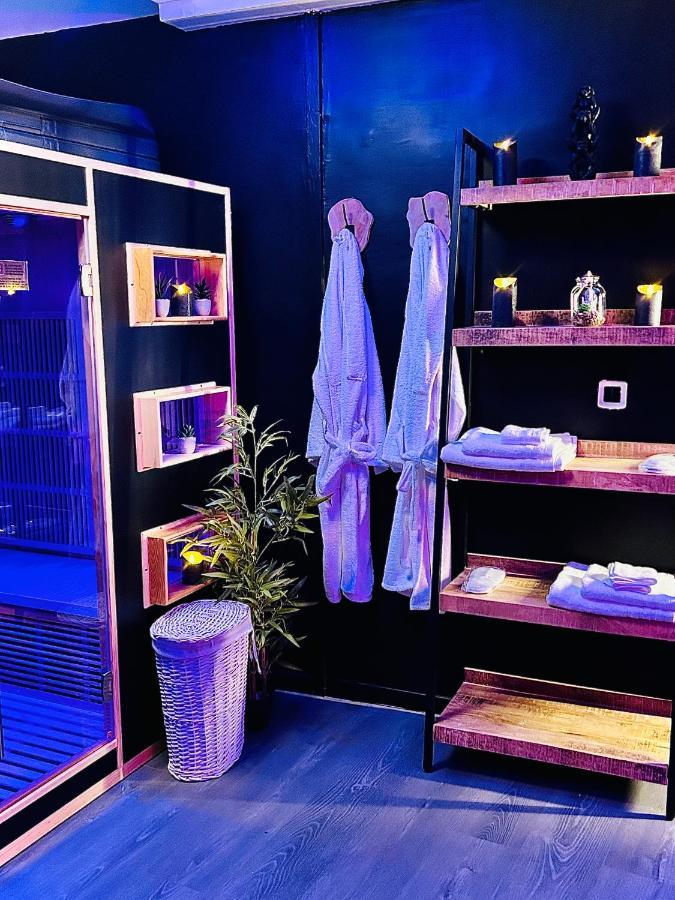 Love Room Suite Dirty Diana Aubagne Bagian luar foto